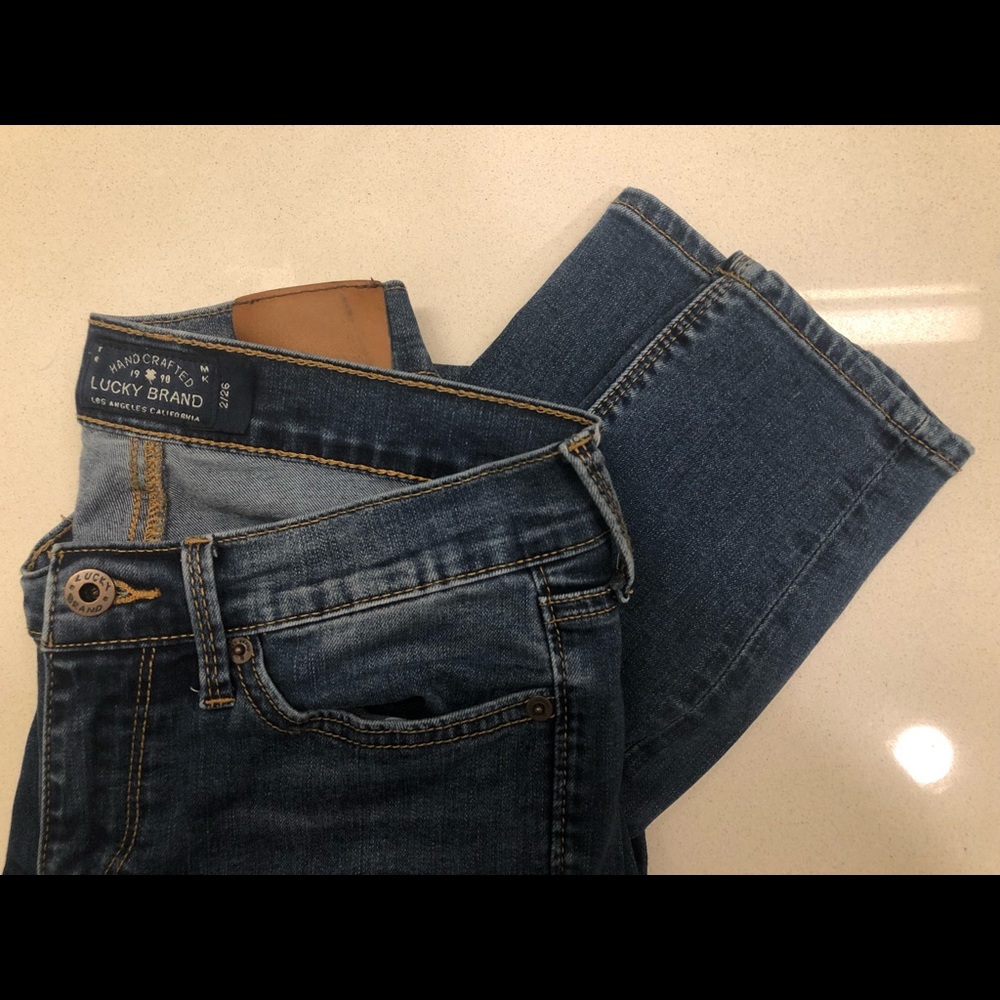 2/26 Lucky Brand Charlie Skinny Jeans